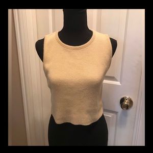 MB Sleeveless crop top. Knit feel. Great condition